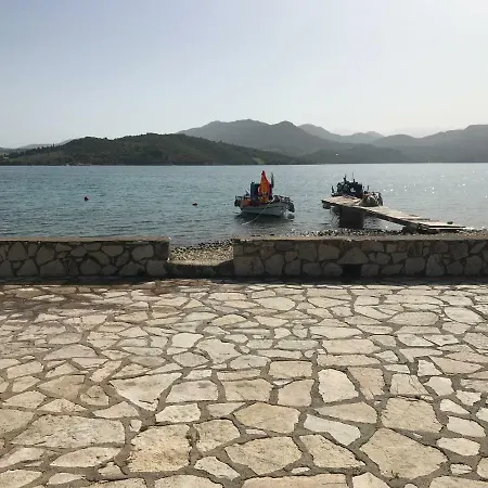 Διαμέρισμα Flokos Λυγιά